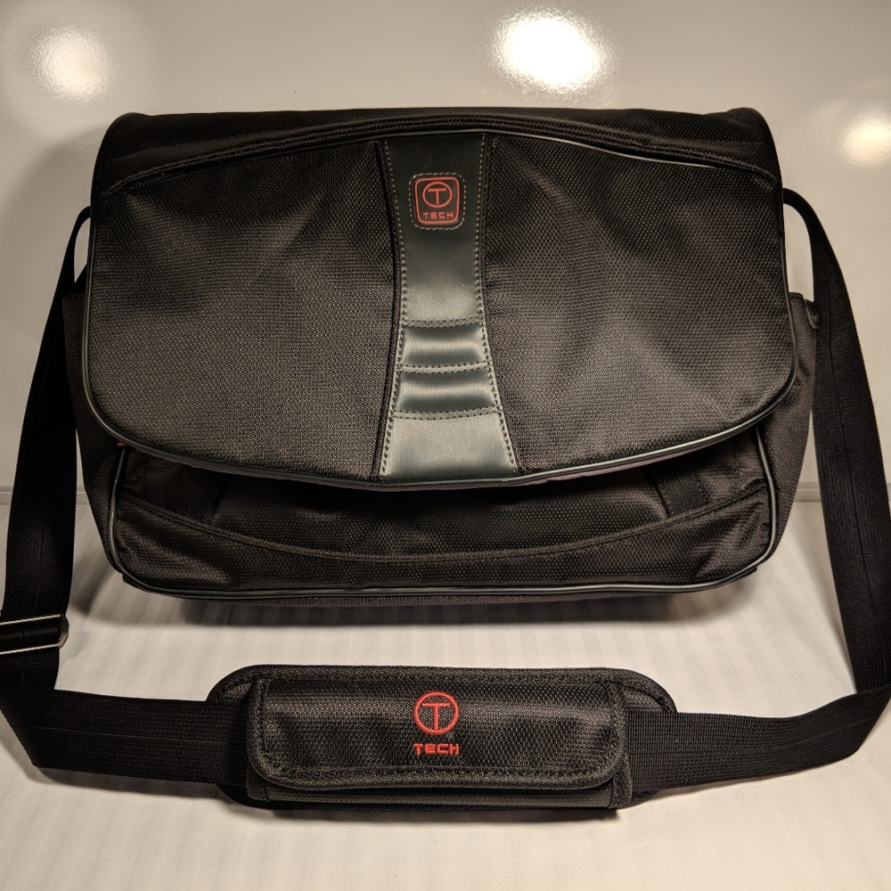 Tumi T Tech 55308 Hanover Expandable Laptop Bag